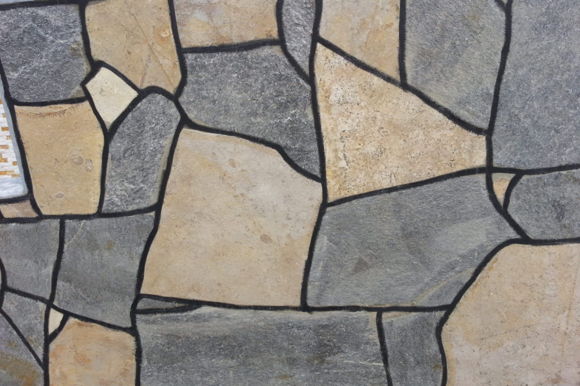 Andezit ile Tasarım: Doğal Güzelliği Projelerinize Nasıl Katarsınız?